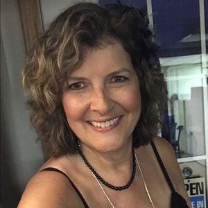 Meet your Posher, Linda